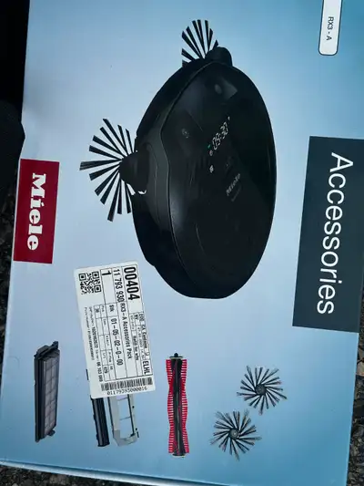 Robot Vacuum Cleaners Scout RX3 Home Vision with accessories. It has been used for few times. Used a...