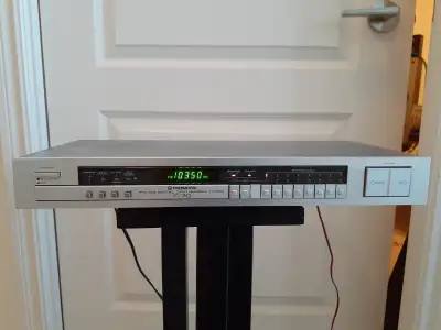 Classic Pioneer FM/AM Digital Synthesized Tuner (Made in Japan), View more
