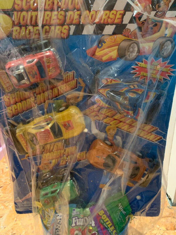 Cadeau jouets 5 autos Scooby-doo 5 toy cars gift dans Jouets  à Laval/Rive Nord - Image 2