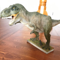 Incredible Jurassic Park T-Rex model professionally finished.