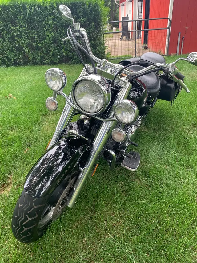 2005 Yamaha Roadstar 1700 in Street, Cruisers & Choppers in St. Catharines - Image 11