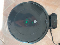 iRobot Roomba 694 Wi-Fi Connected Robot Vacuum