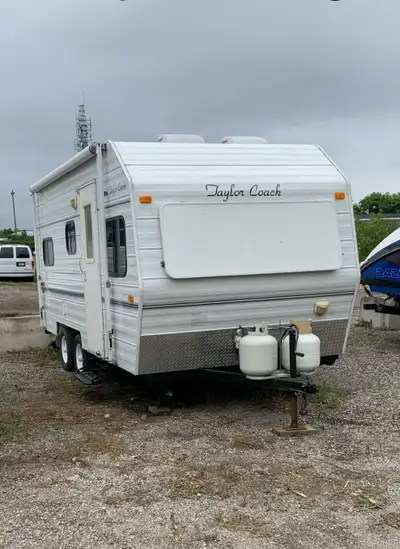 Light weight travel trailer by Taylor Coach Twin axles,