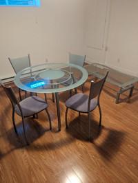 Dinette and coffee table in glass