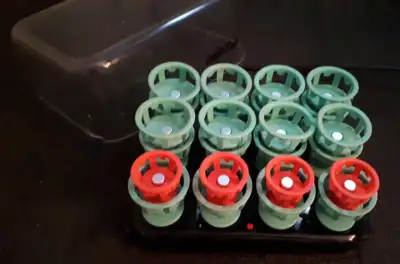 Lock'n'Roll Vintage Hot Rollers, View more
