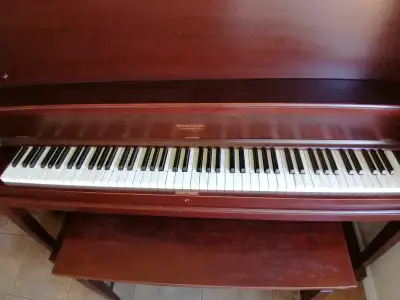 Upright piano, beautiful sound, beautiful appearance, View more