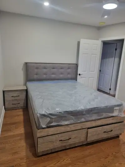 Private bedroom fully furnished . Queen bed , closet with mirrors. Dresser with mirror, Pot lights a...