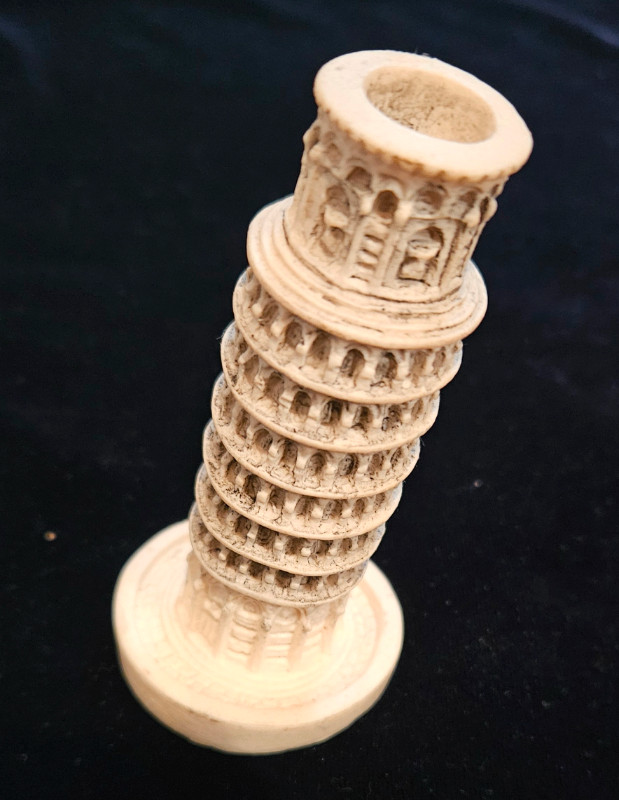 VINTAGE SOUVENIR TOWER OF PISA in Arts & Collectibles in City of Toronto - Image 2