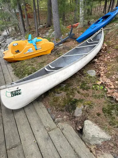 I'm selling a used Scott Canoe, perfect for calm lake paddles or exploring quiet rivers. It has some...
