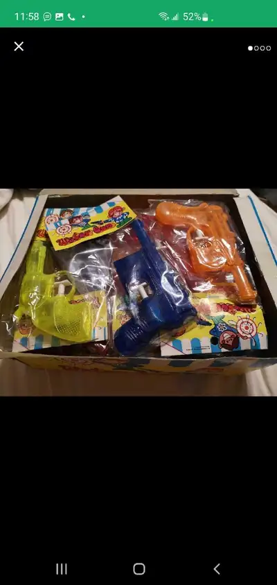 24 VINTAGE NEW OLD STOCKPUMP N SHOOT WATER GUNS ORIGINAL , View more