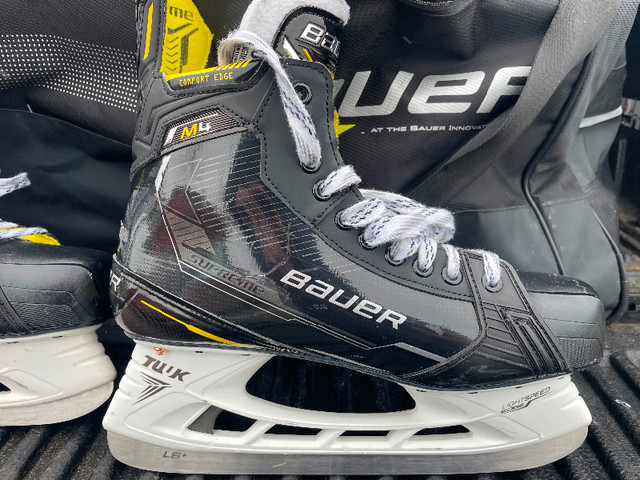 Bauer skates in Hockey in City of Halifax - Image 4