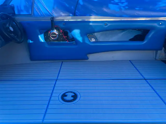 Princecraft Springbok 166 entièrement restauré in Powerboats & Motorboats in Laval / North Shore - Image 5