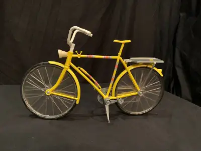 VINTAGE MATTEL BARBIE YELLOW BIKE BICYCLE 10 SPEED DOLL TOY 1973, View more