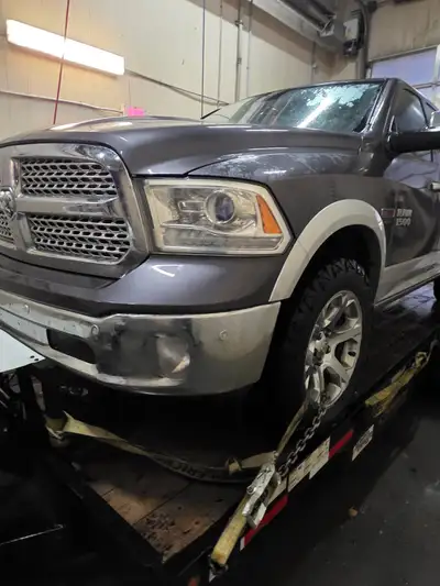 Truck is located in Airdrie Selling my 2015 Ram Ecodiesel, 240k kms, fully loaded Laramie with leath...