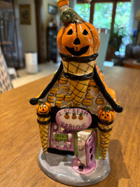 Halloween Tealite Candle Holder House