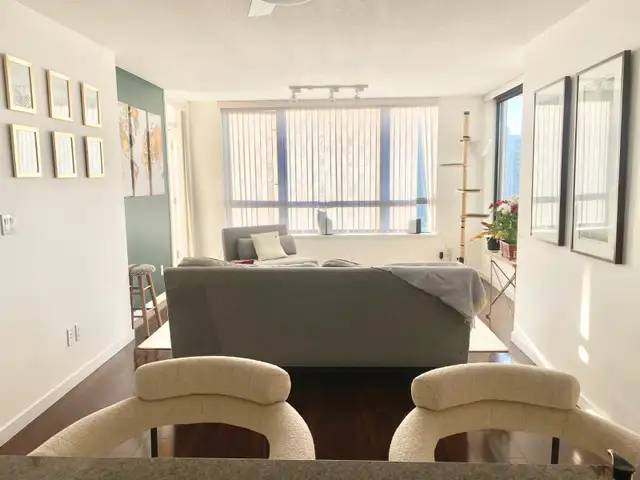 Home for the Holidays in British Columbia in Canada - Image 10