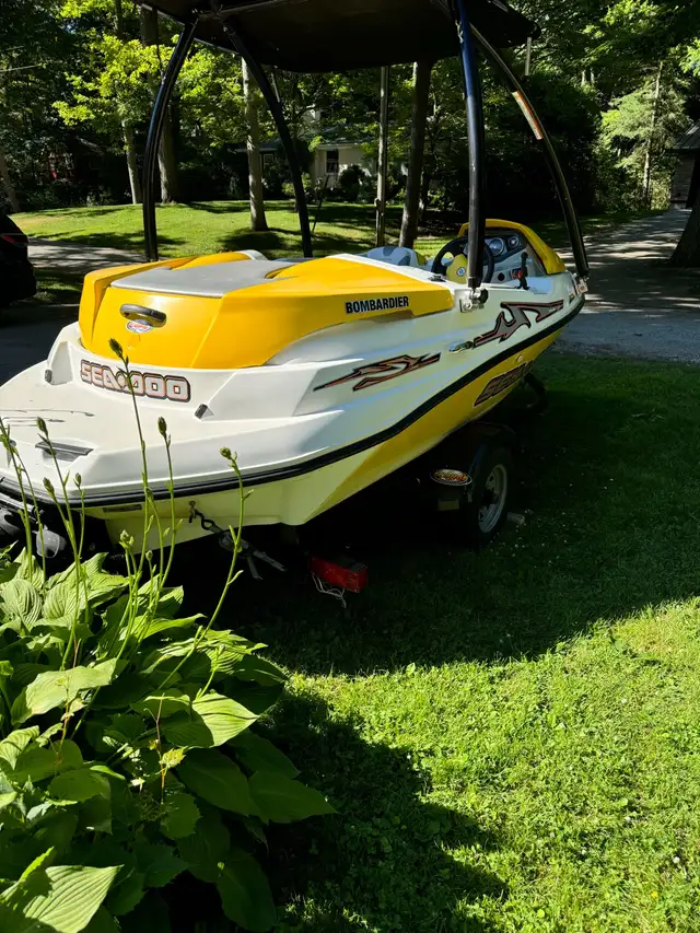 2004 Seadoo Sportster 155 with wake tower in Powerboats & Motorboats in Grand Bend - Image 6