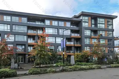 2 BEDROOM/2BATHROOM