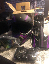 Helmet goggles and gloves 