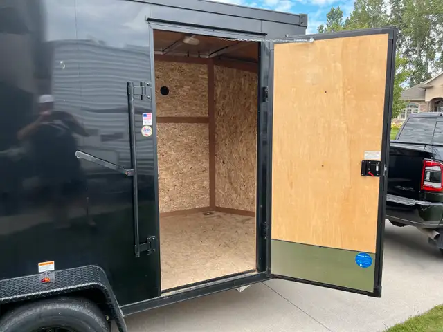 Stealth Cobra Black Edition All Aluminum Enclosed Trailer in Cargo & Utility Trailers in Sarnia - Image 5