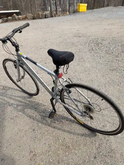 vélo/bicycle Rocky mountain Metro 10, View more