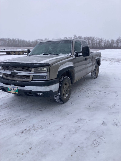 2003 chevy 1500 low km