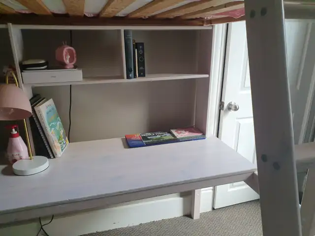 Loft bed with spacious desk Flexa4Dreams. in Beds & Mattresses in Sarnia - Image 7