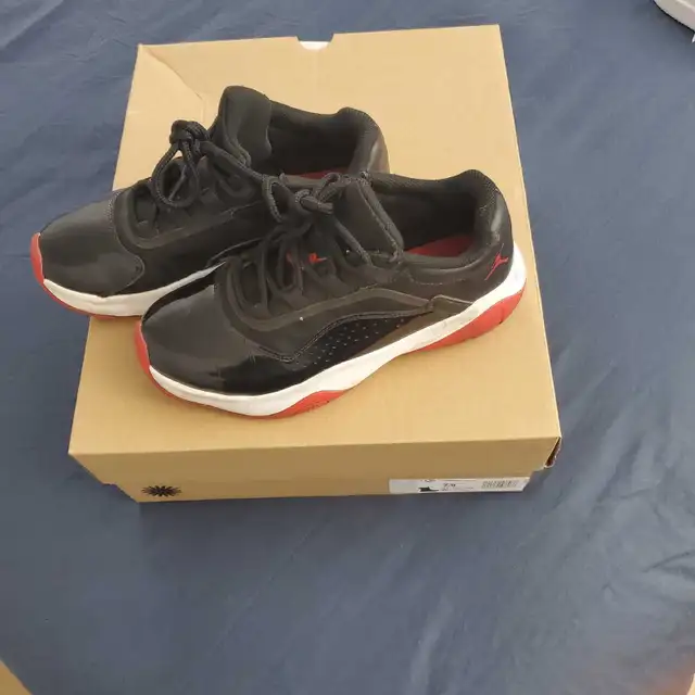 Nike Jordans in Kids & Youth in Longueuil / South Shore - Image 3