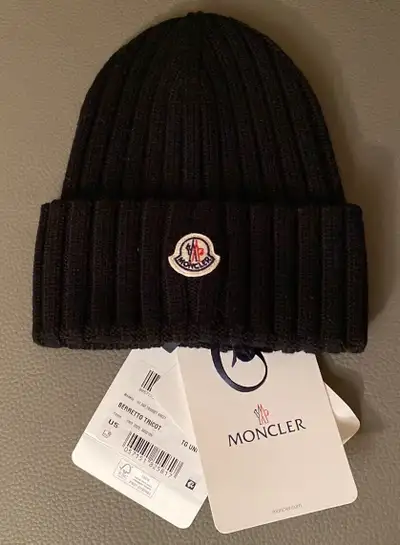 Moncler Beanie 1-1, View more