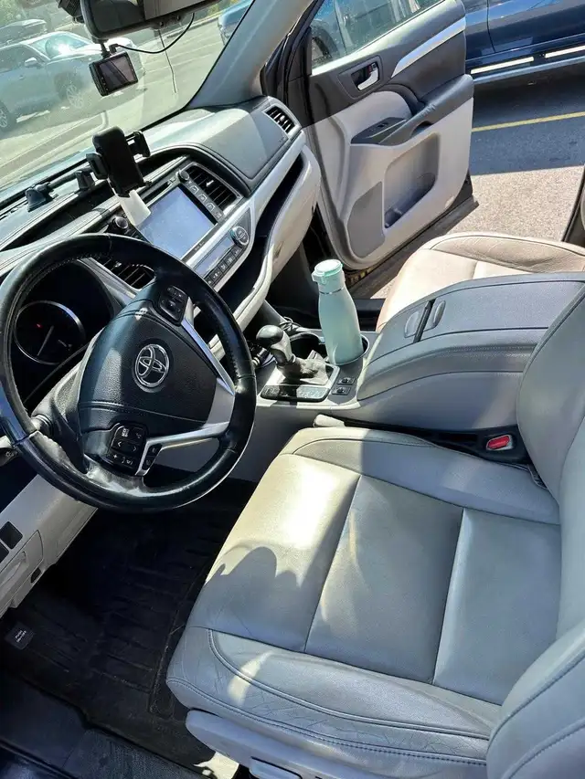 Toyota Highlander Hybrid XLE 2015