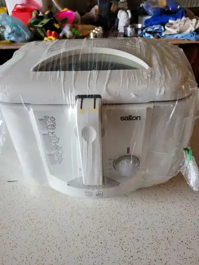 Salton Deep Fryer, View more