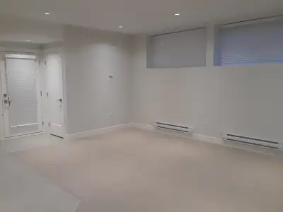 1 Bedroom Basement Suite in South Surrey