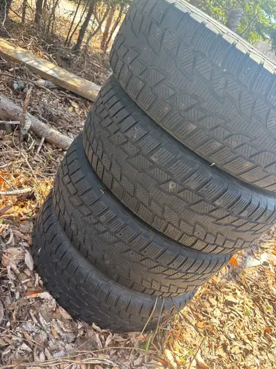 4 tires and rims with sensors to fit a buick encore but will also fit other vehicles rims are 5 bolt...