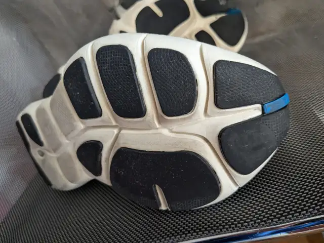 Chaussures de course Kalenji de Decathlon, running shoes in Men's Shoes in City of Montréal - Image 7