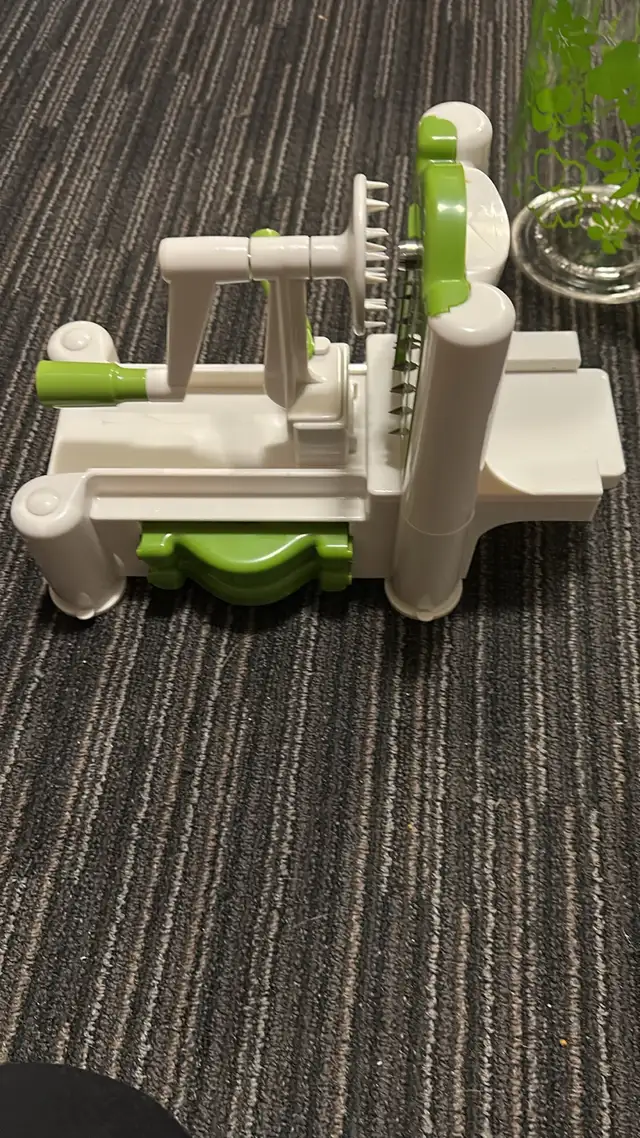 Vegetable Spiralizer