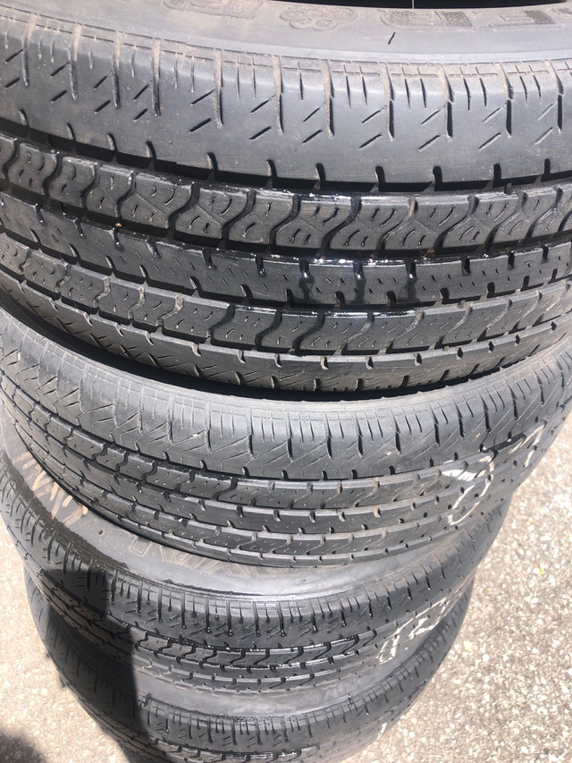 TIRES- UNIROYAL set of Summer Tires A1 condition  dans Pneus et jantes  à Ville de Montréal - Image 4