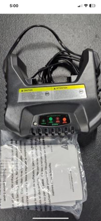 ICE FISHING BATTERY CHARGER 
