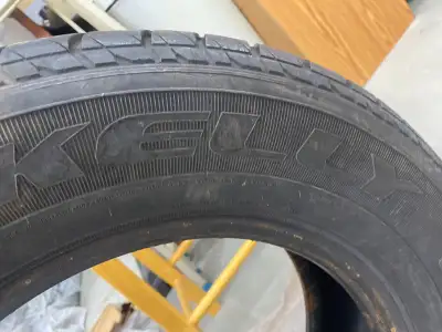 CASH ONLY - PICK UP H4B2H8 PLEASE SEE MY OTHER ADS KELLY EDGE A/S -$400 4 X 205 / 65R / 15 - SUMMER...