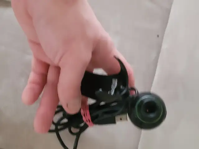 Old electronics, Working Laptop, Camera and Portable DVD Player in General Electronics in Nanaimo - Image 4