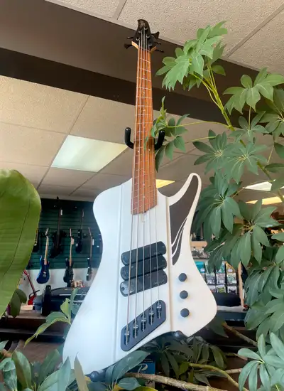 Dingwall Ducati White D-Roc 5 String Bass, View more