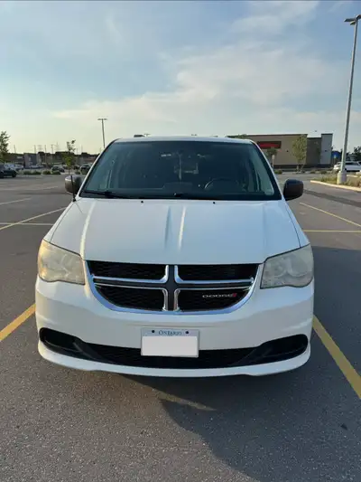 Selling our daily family van 157,700 kms No accidents No engine light 2nd owner Ac and heat work Win...