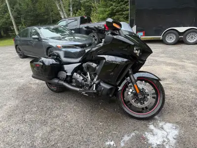 For sale: 2018 Yamaha Star Eluder in excellent condition. • Only 12,000 km • Powerful 1854cc V-twin...