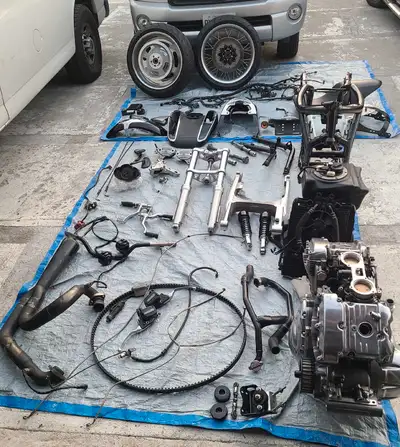 Harley davidson vrod parts Frame. Sold Lower frame SOLD Swingarm 240 mm with bearing/ bushing/ Axle...