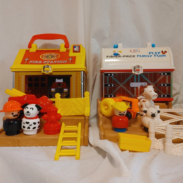 100% COMPLETE $30 EACH Little People's Lunch Box in Toys & Games in Oshawa / Durham Region