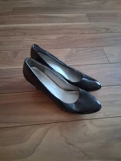 womens shoes, View more