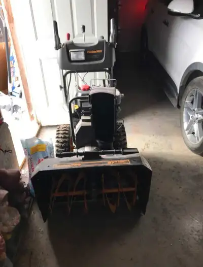Pouring Pro 27" Snowblower, View more
