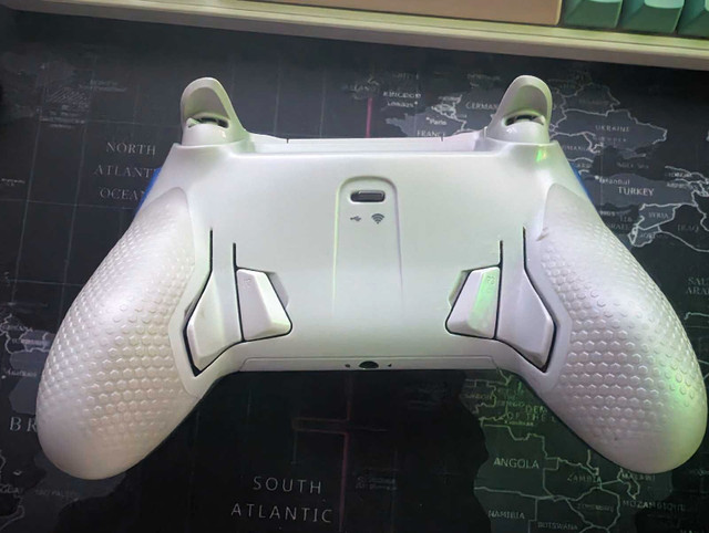 Scuf Envision  in Other in Ottawa - Image 2