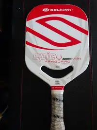 Selkirk Pickleball Paddle Epic Vanguard Power Air Midweight