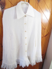 ladies white sleeveless sweater (S 4-6)