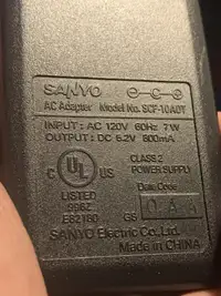 Brand new SANYO AC Adapter/Charger Model SCP-10ADT